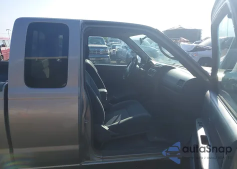 2004 Nissan Frontier Xe из США, поврежденный, VIN 1N6DD26T04C480304